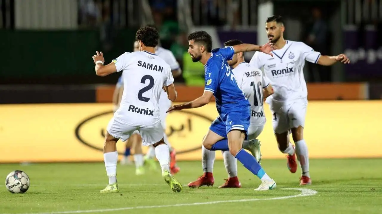 پخش زنده؛ استقلال مقابل ملوان [ ۱ - ۰ ] / نیمه دوم