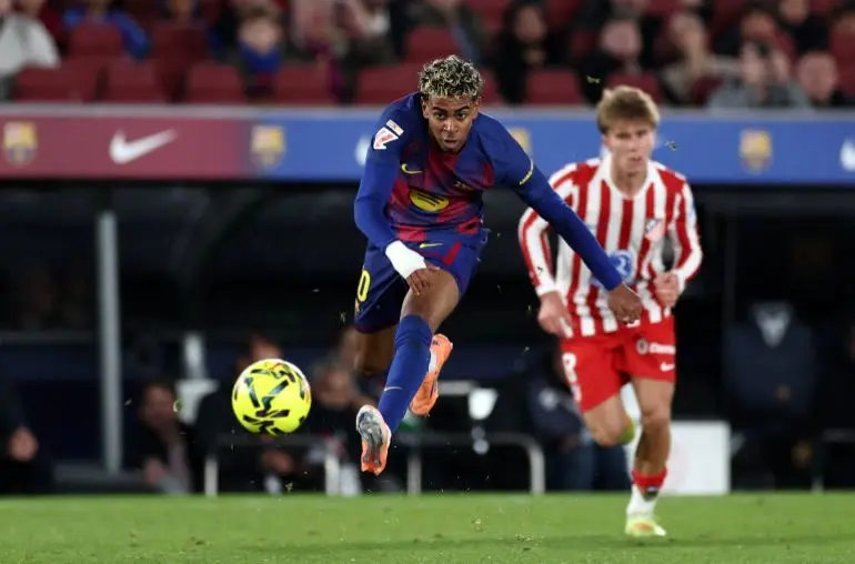 پخش زنده؛ بازی رئال بتیس - بارسلونا [ ۰ - ۰ ] / نیمه اول