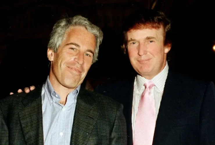 پرونده اپشتاین و روایت جنجالی راننده لیموزین/ اتهام تجاوز ترامپ به یک زن؛ مقتول کشته شد 18 پرونده اپشتاین و روایت جنجالی راننده لیموزین/ اتهام تجاوز ترامپ به یک زن؛ مقتول کشته شد