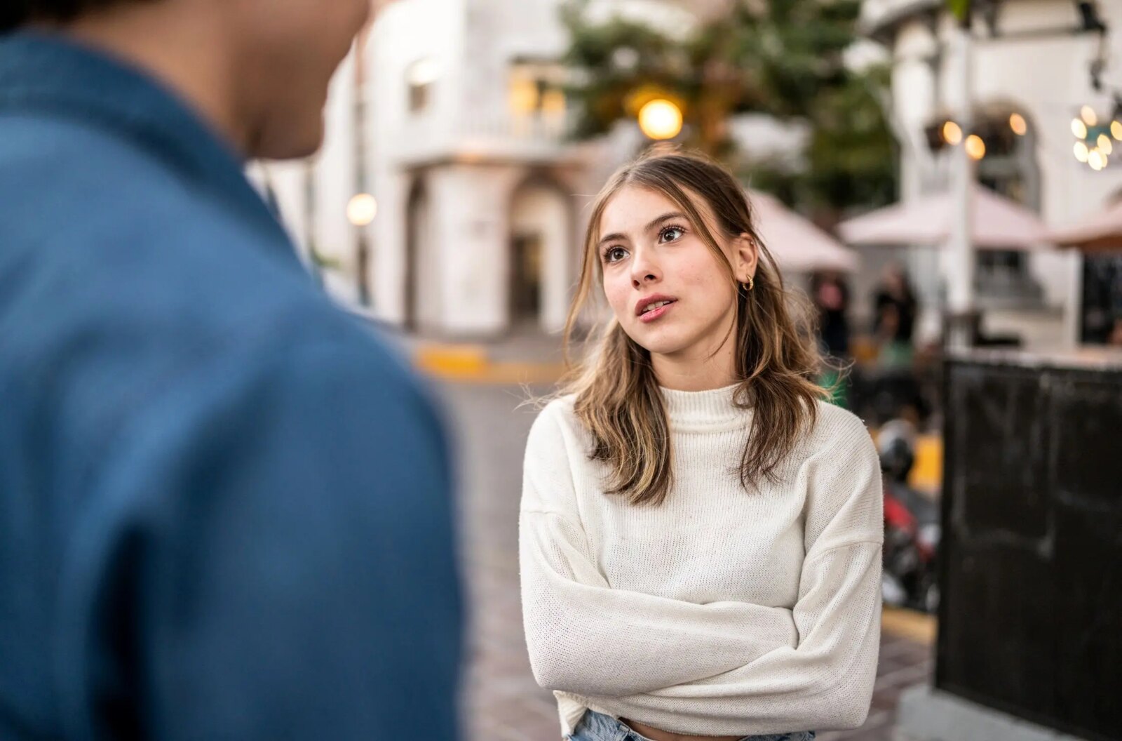 پرچم های صورتی در یک رابطه چیست و چرا باید به آنها توجه کنیم؟