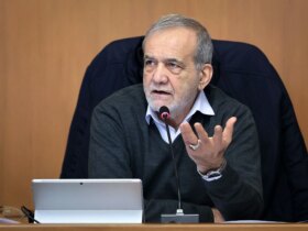 پزشکان: تضعیف داخلی در شرایط فشار خارجی آسیب جدی به کشور وارد می کند 11 پزشکان: تضعیف داخلی در شرایط فشار خارجی آسیب جدی به کشور وارد می کند