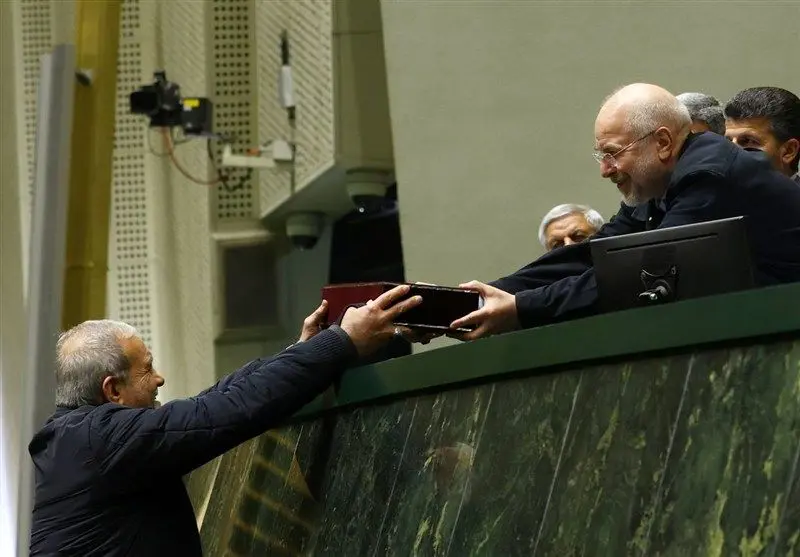 پزشکان لایحه بودجه 1405 را تقدیم مجلس کردند