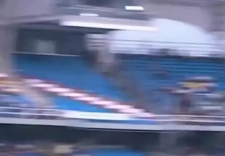 پس از 30 سال، رنه هیگیتا آهنگ افسانه ای "اسکورپیون" را تکرار کرد.