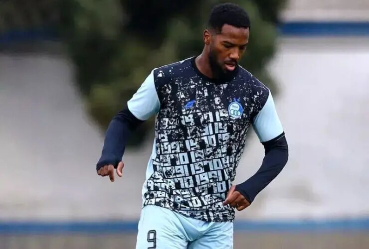 پیام ویژه ستاره خط حمله استقلال به هواداران 10 پیام ویژه ستاره خط حمله استقلال به هواداران