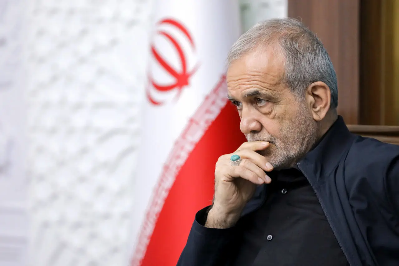 پیشنهاد کاهان به پزشکان: با مثال شهید رئیسی می توان مشکلات را حل کرد