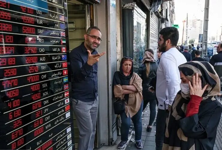چرا تثبیت نرخ ارز شکست خورد؟