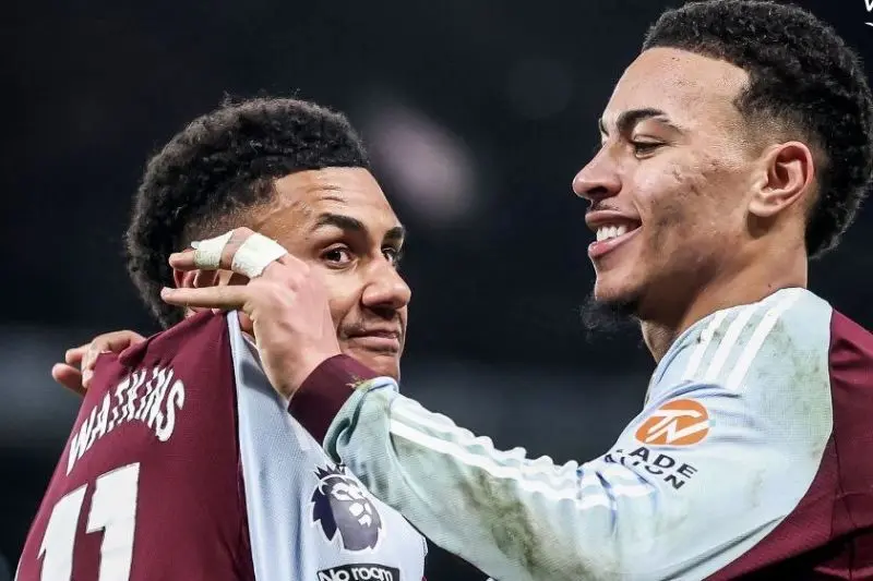 چلسی با نتیجه 1-2 مغلوب استون ویلا شد. بازگشت باشکوه شاگردان امری