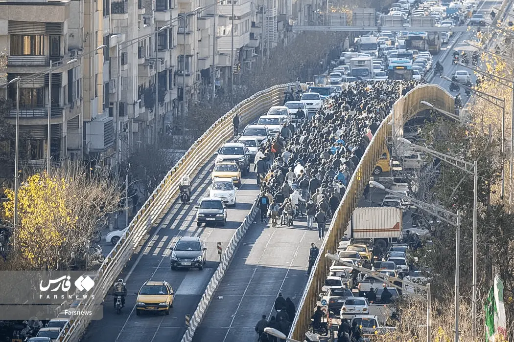 گزارش تصویری از تجمع امروز در خیابان لاله زار و مرکز تهران 5 1