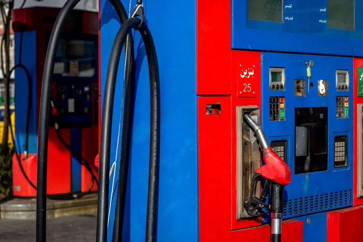 سوپر بنزین وارد اصفهان شد