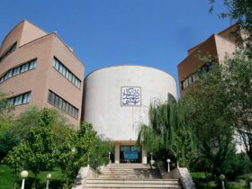 وزارت علوم: هیچ گروهی حق ورود خودسرانه به دانشگاه را ندارد/ هیچ دانشجوی دانشگاه شهید بهشتی بازداشت نشد 9 وزارت علوم: هیچ گروهی حق ورود خودسرانه به دانشگاه را ندارد/ هیچ دانشجوی دانشگاه شهید بهشتی بازداشت نشد