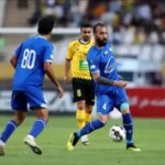 پخش زنده؛ سپاهان و استقلال [ ۱ - ۱ ] / پایان نیمه اول