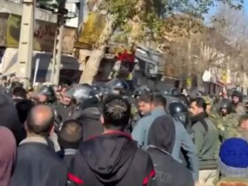 دفتر امام کوما کانکان به آتش کشیده شد 9 دفتر امام کوما کانکان به آتش کشیده شد
