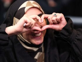 تصاویر; متن و حواشی دیدار خانواده شهدای جنگ 12 روزه با رهبر انقلاب 14 تصاویر; متن و حواشی دیدار خانواده شهدای جنگ 12 روزه با رهبر انقلاب