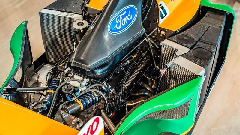 خودروی افسانه ای شوماخر در حراجی 1300 میلیارد تومان فروخته شد 5 بنتون B192