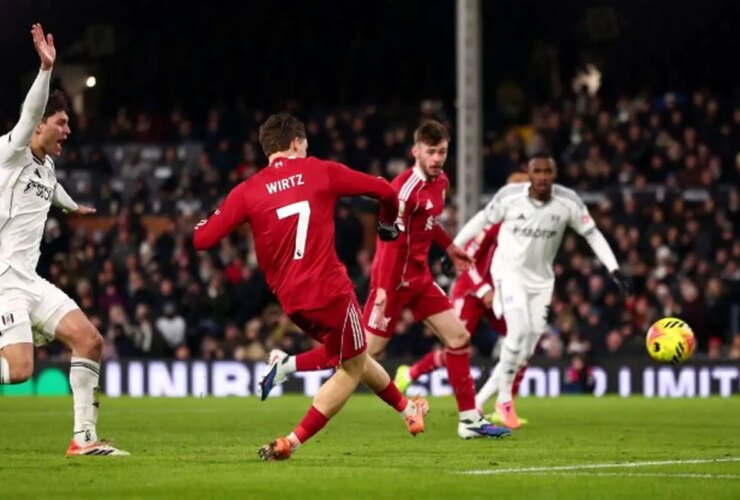 فولام مقابل لیورپول به تساوی 2-2 رسید. دانش آموزان اسلات با کمک خاکپو از باخت اجتناب می کنند 14 فولام مقابل لیورپول به تساوی 2-2 رسید. دانش آموزان اسلات با کمک خاکپو از باخت اجتناب می کنند