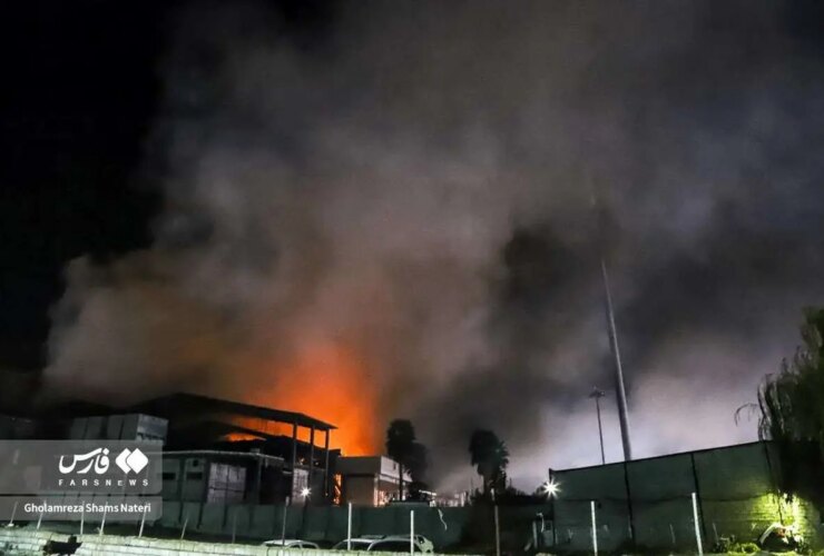 آتش سوزی کارخانه کاله آمل مهار شد