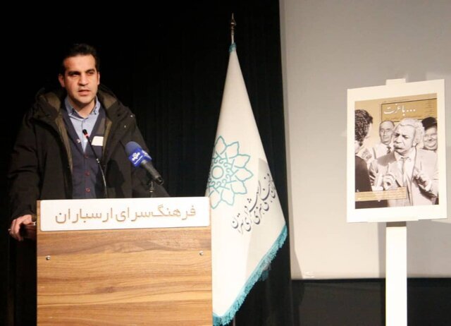 کمدی های لورل و هاردی را برای اولین بار با صدای عزت الله مکبلی تماشا کردیم