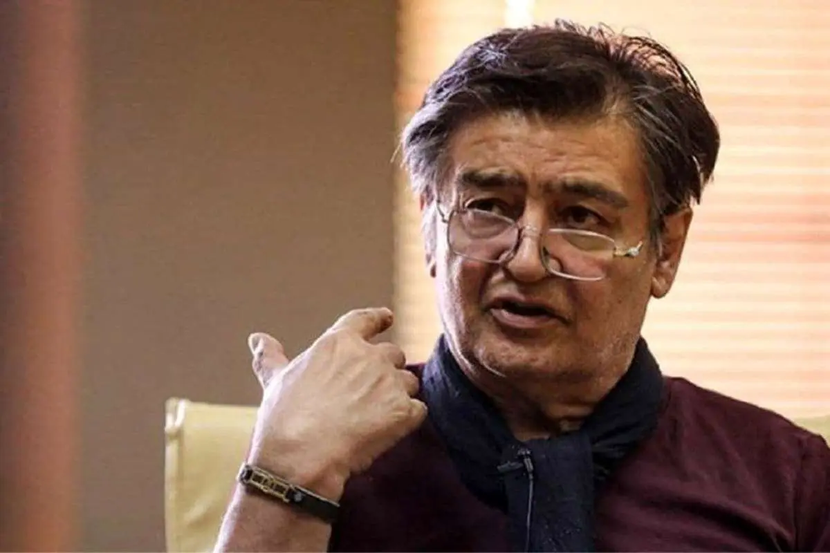 رضا رویگیری 43 ساله در کنار افشانا بایگان 28 ساله; دهه 60 1 رضا رویگیری 43 ساله در کنار افشانا بایگان 28 ساله; دهه 60