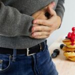 عادات ساده برای رفع مشکلات گوارشی بعد از غذا