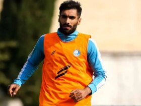 عارف همچنان در لیست سیاه ساپینتو است. شما اجازه تمرین ندارید! 9 عارف همچنان در لیست سیاه ساپینتو است. شما اجازه تمرین ندارید!