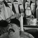 عکس هایی از فیلم سینمایی «ناصرالدین شاه بازیگر سینما»/ وقتی بازیگر عزیز شاه شد/ گردن مهدی هاشمی زیر گیوتین