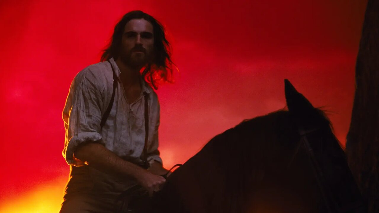 بازیگر معروف ماجرای وحشتناکی را که در پشت صحنه فیلم «بلندی های بادگیر» رخ داد را فاش کرد. 1 بازیگر معروف ماجرای وحشتناکی را که در پشت صحنه فیلم «بلندی های بادگیر» رخ داد را فاش کرد.