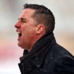 آژیر قرمز در پرسپولیس; اسمار به یک هافبک فوری نیاز دارد