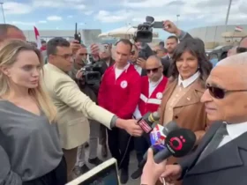 آنجلینا جولی از دروازه مرزی رفح بازدید کرد