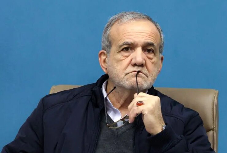 احمد زیدآبادی: دولت به سه دستاورد فوری نیاز دارد 12 احمد زیدآبادی: دولت به سه دستاورد فوری نیاز دارد