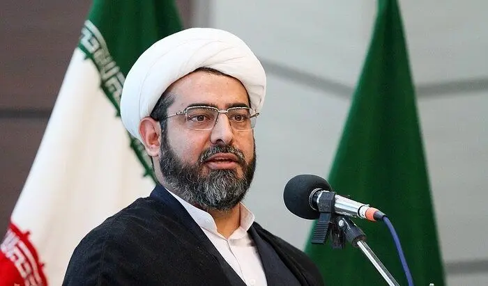 امام جمعه اهواز: آمریکایی ها روی دیوارشان نوشتند که سید علی خامنه ای پیش ما می آید 1 امام جمعه اهواز: آمریکایی ها روی دیوارشان نوشتند که سید علی خامنه ای پیش ما می آید