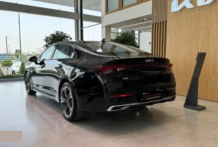 بازگشت ستاره کره ای به بازار; کیا K5 توربو در ایران 22 بازگشت ستاره کره ای به بازار; کیا K5 توربو در ایران