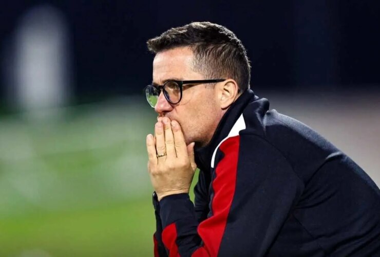 بحران مدافع راست در پرسپولیس; "داستان همه تخم مرغ و یک سبد!"