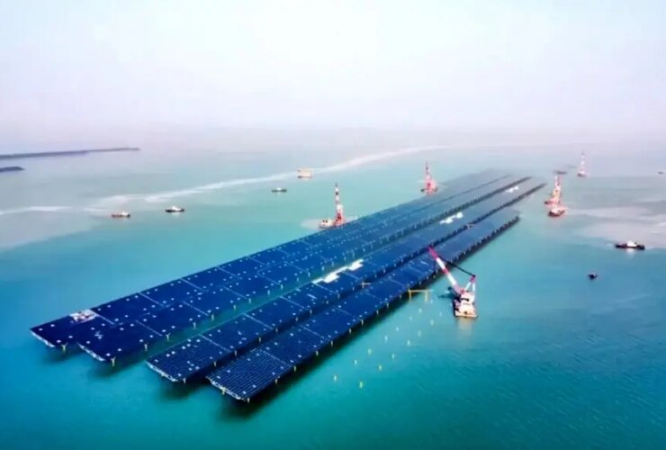 بزرگترین نیروگاه خورشیدی شناور جهان راه اندازی شد