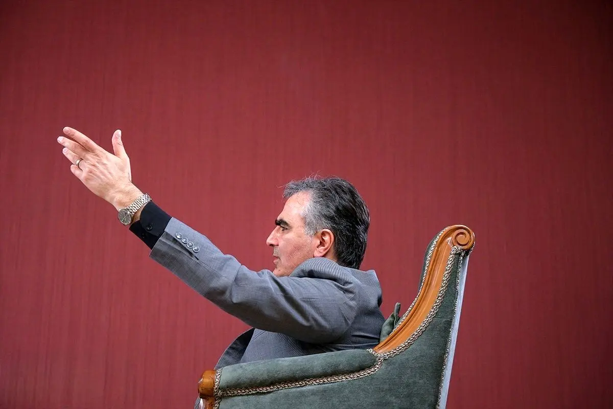 تصمیم احساسی در آخرین روز فرزین 1 تصمیم احساسی در آخرین روز فرزین