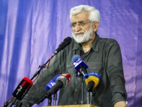 جلیلی: ملت ایران انتقام خون فرزندانش را از آمریکای گناهکار خواهد گرفت و خود ترامپ/ترامپ سرنگون خواهد شد 8 جلیلی: ملت ایران انتقام خون فرزندانش را از آمریکای گناهکار خواهد گرفت و خود ترامپ/ترامپ سرنگون خواهد شد