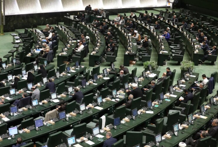 درخواست 51 نماینده برای افزایش نظارت بر خبرنگاران خارجی