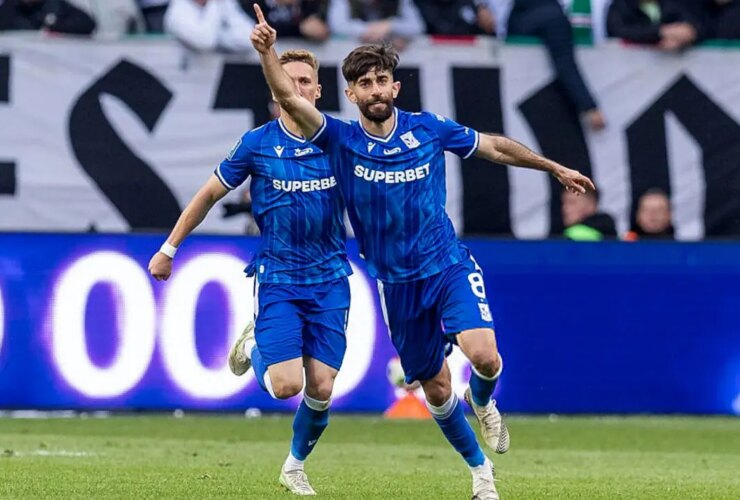 دیدار پرسپولیس با ملی پوش ایرانی; آیا بمب جدیدی در راه است؟