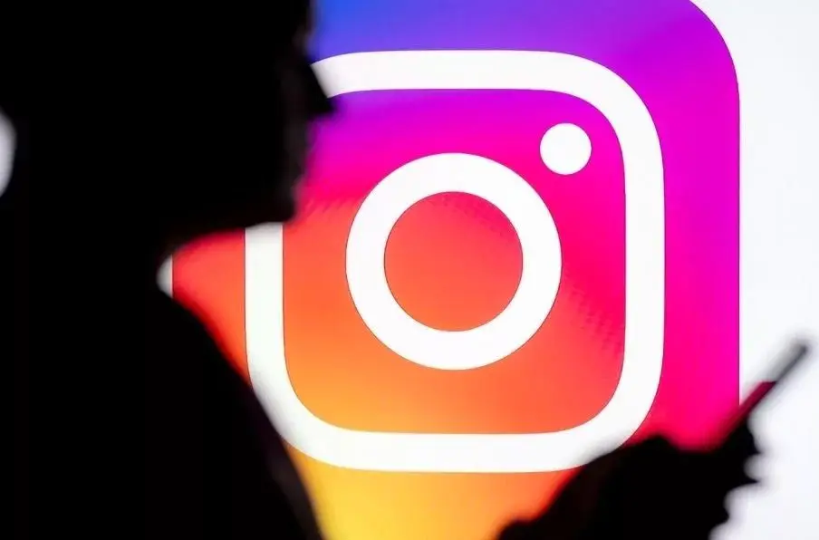 روزنامه اصولگرا: سلبریتی ها بیشتر نگران کاهش فالوورهایشان هستند تا حقیقت 1 روزنامه اصولگرا: سلبریتی ها بیشتر نگران کاهش فالوورهایشان هستند تا حقیقت