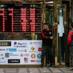 سه شنبه 18 بهمن: بازار سهام سقوط کرد/طلا و دلار به رکورد رسید