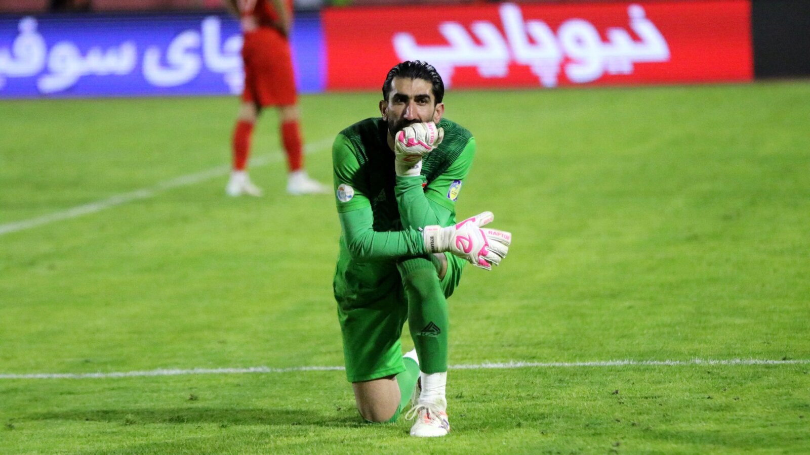 شوک بزرگ به فوتبال ایران؛ آیا بیرانوند جام جهانی را از دست می دهد؟ 1 شوک بزرگ به فوتبال ایران؛ آیا بیرانوند جام جهانی را از دست می دهد؟