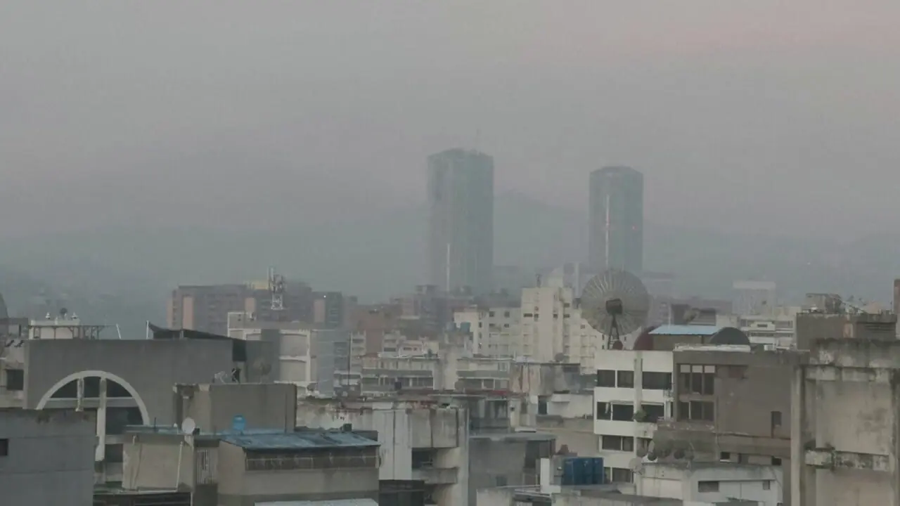 طلوع در کاراکاس پس از ادعای آمریکا مبنی بر دستگیری مادورو 1 طلوع در کاراکاس پس از ادعای آمریکا مبنی بر دستگیری مادورو