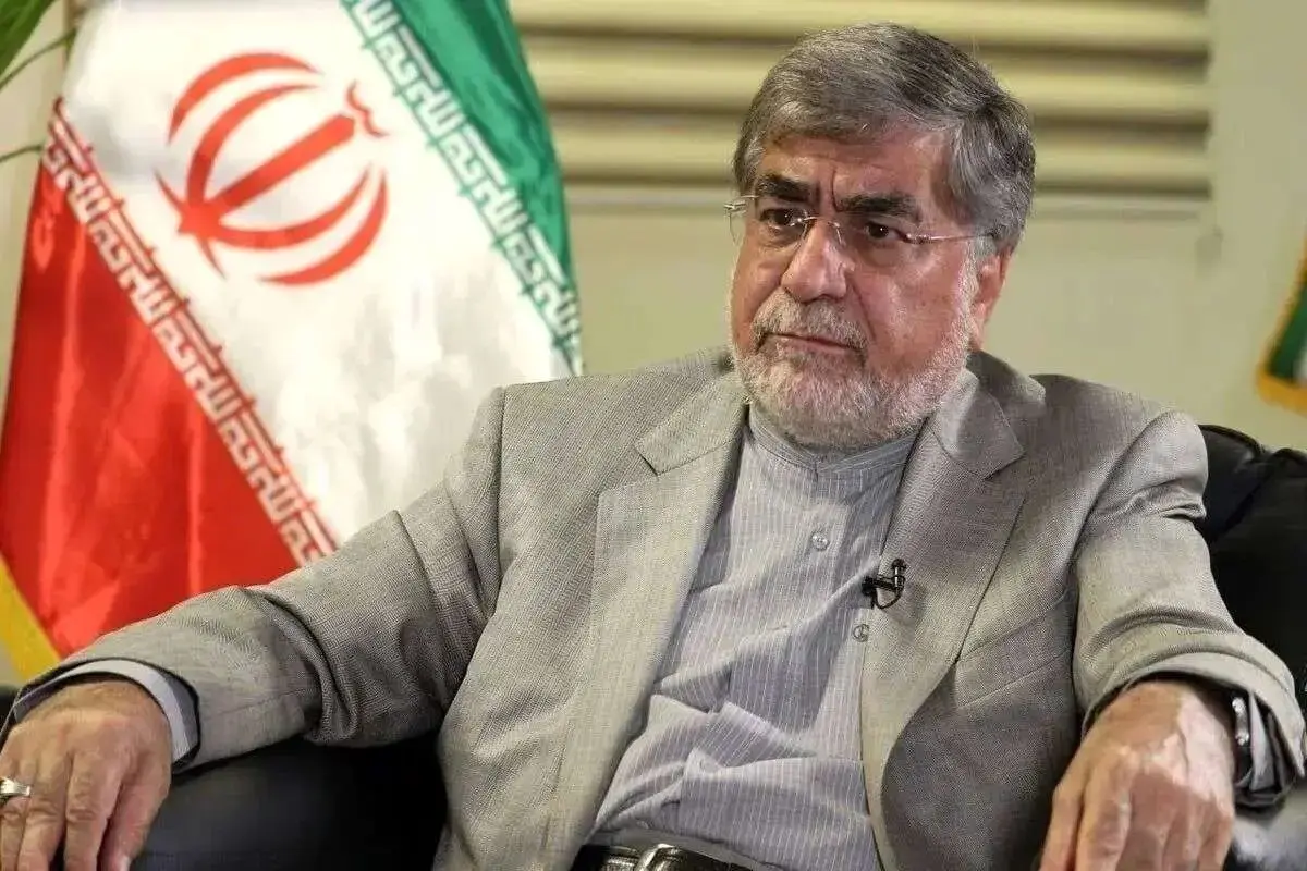 علی سنتی: مردم می پرسند چطور فردی مثل بابک زنجانی آزاد شد؟