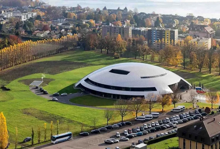 «مدرسه شاه» و گران ترین مدرسه جهان که محمدرضا پهلوی در آن درس خوانده است