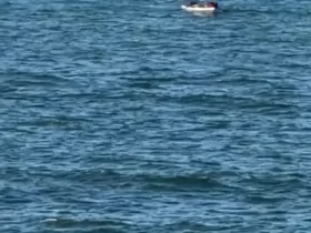 نیروی دریایی اسرائیل به سمت قایق ماهیگیر فلسطینی تیراندازی کرد 8 نیروی دریایی اسرائیل به سمت قایق ماهیگیر فلسطینی تیراندازی کرد