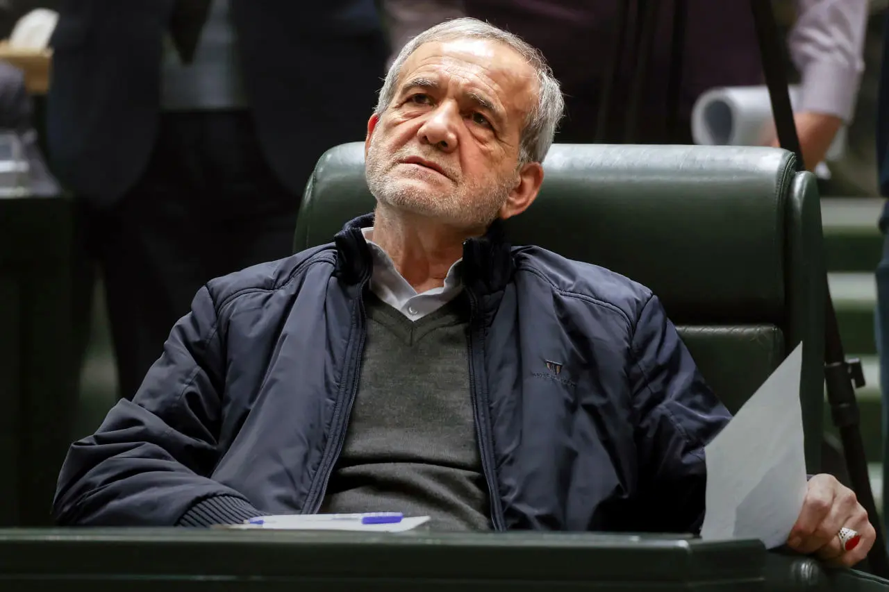 واضح صحبت کن آقای مدزیکیان. ما سیاست خارجی نداریم که شما انتظار رگبار حوادث را داشته باشید.