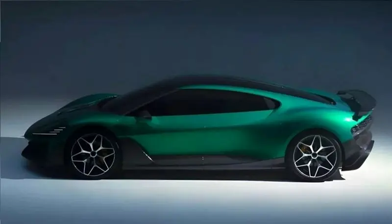 وقتی یک جاروبرقی چینی یک ابرخودرو ساخت! 4 کوسمارا نابیولا 1