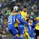 پخش زنده؛ سپاهان و استقلال [ ۰ - ۰ ] / نیمه اول