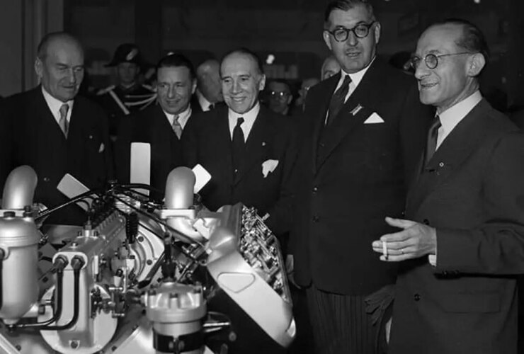 چهره پنهان سوئیس؛ از شکلات و ساعت گرفته تا قیام برای ساختن 400 بمب اتمی