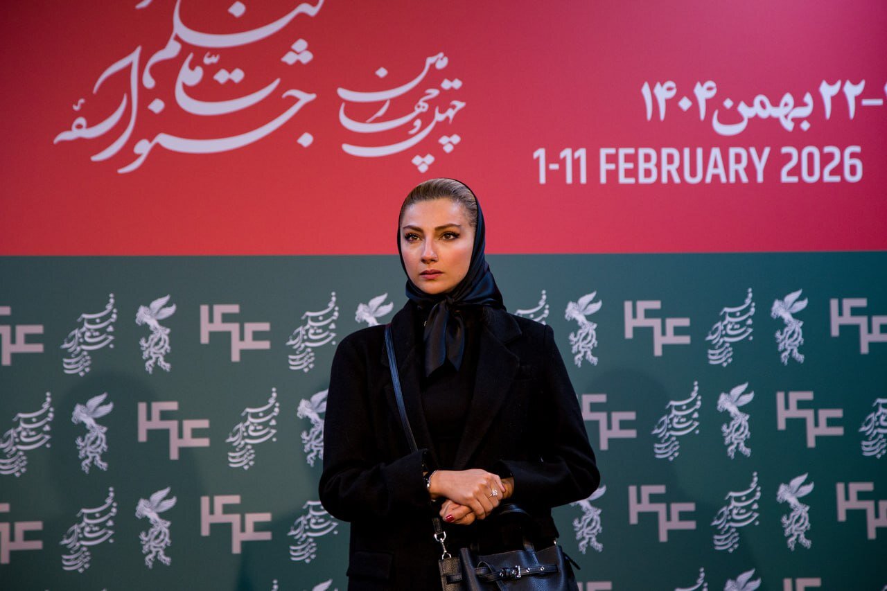 تنها بازیگری که در عکاسی روز اول جشنواره شرکت کرد چه کسی بود؟