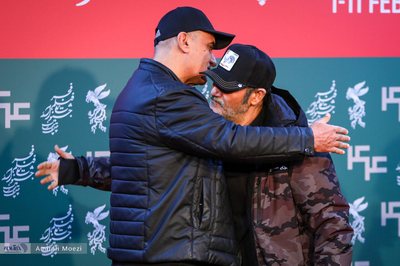 خوشحالی دو بازیگر فیلم «قطار» با وجود دشمنی در فیلم! عکس 4 1769926162 841 خوشحالی دو بازیگر فیلم قطار با وجود دشمنی در فیلم